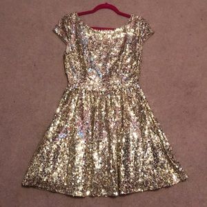 Sparkly short sleeved dress